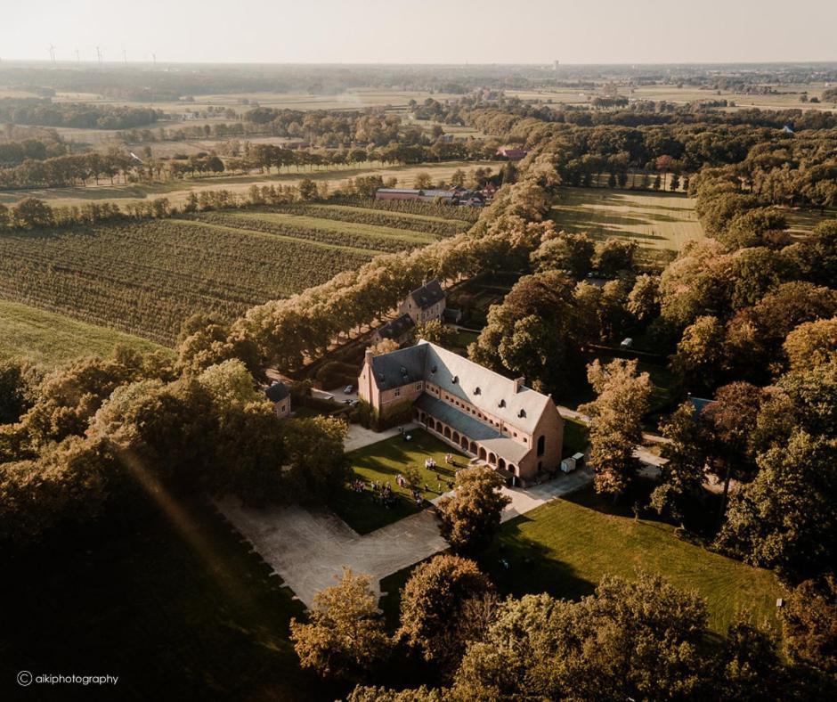 Priorij Corsendonk Otel Oud-Turnhout Dış mekan fotoğraf