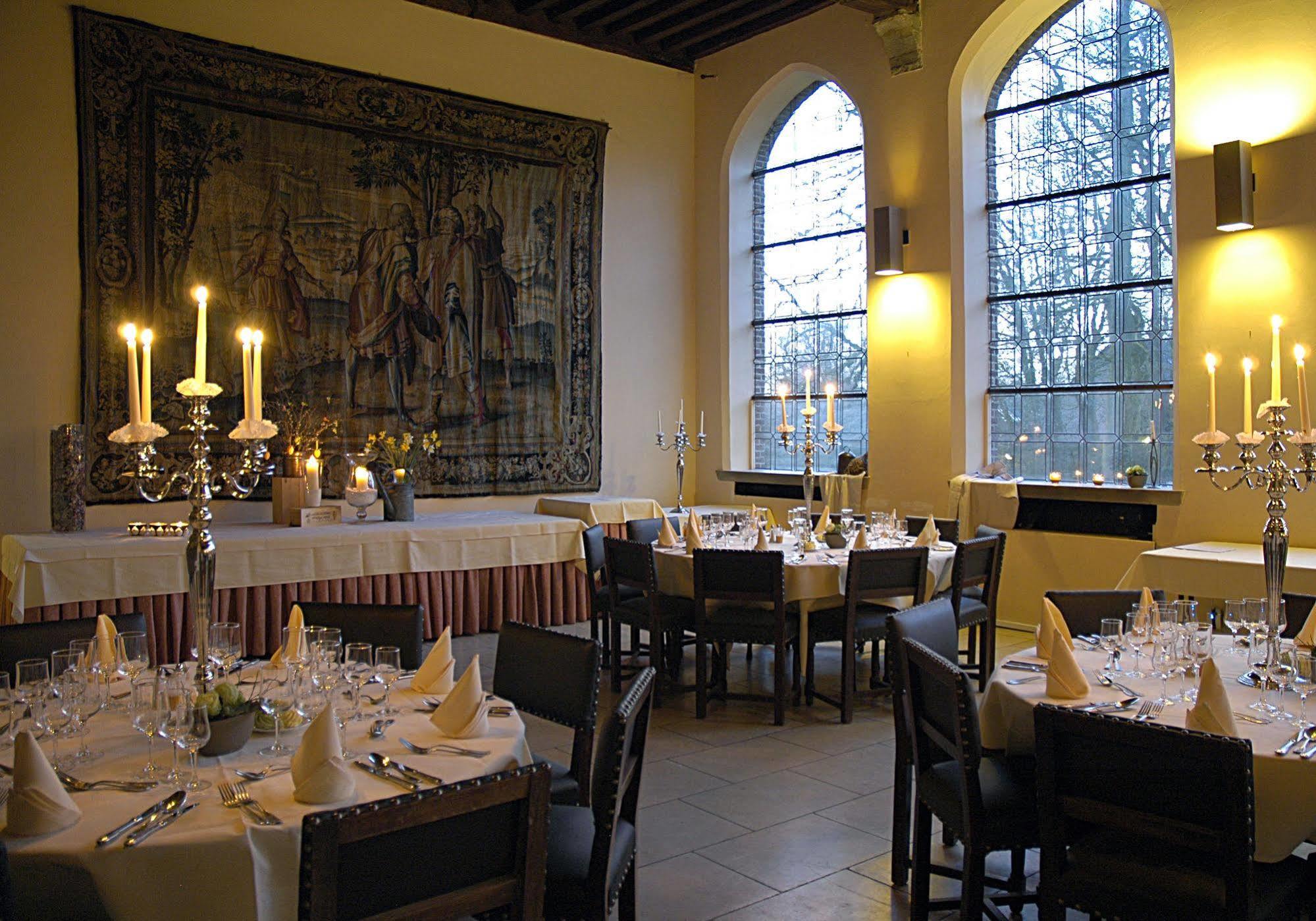 Priorij Corsendonk Otel Oud-Turnhout Dış mekan fotoğraf