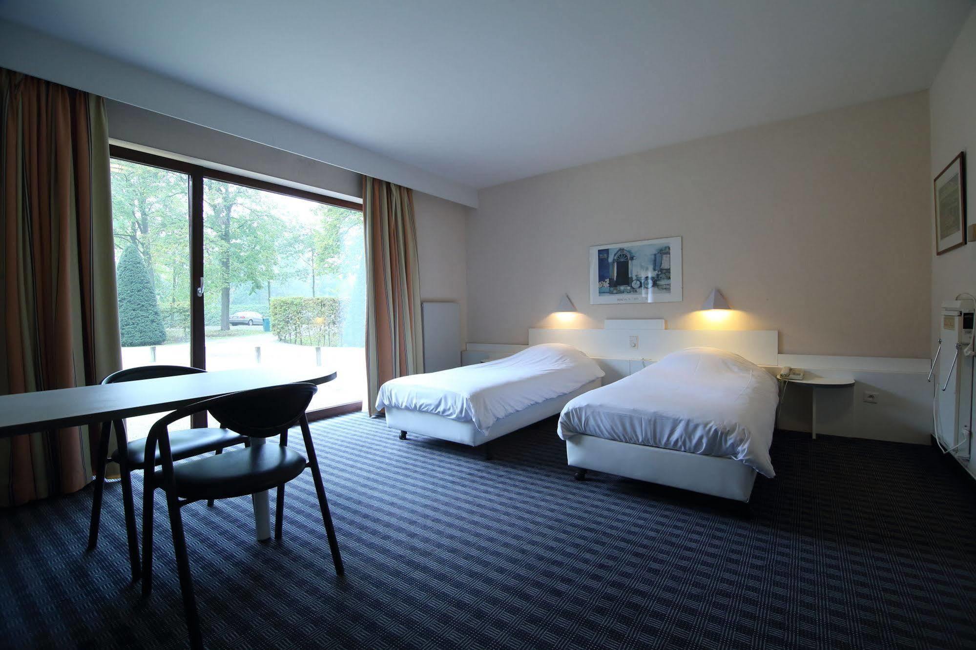 Priorij Corsendonk Otel Oud-Turnhout Dış mekan fotoğraf